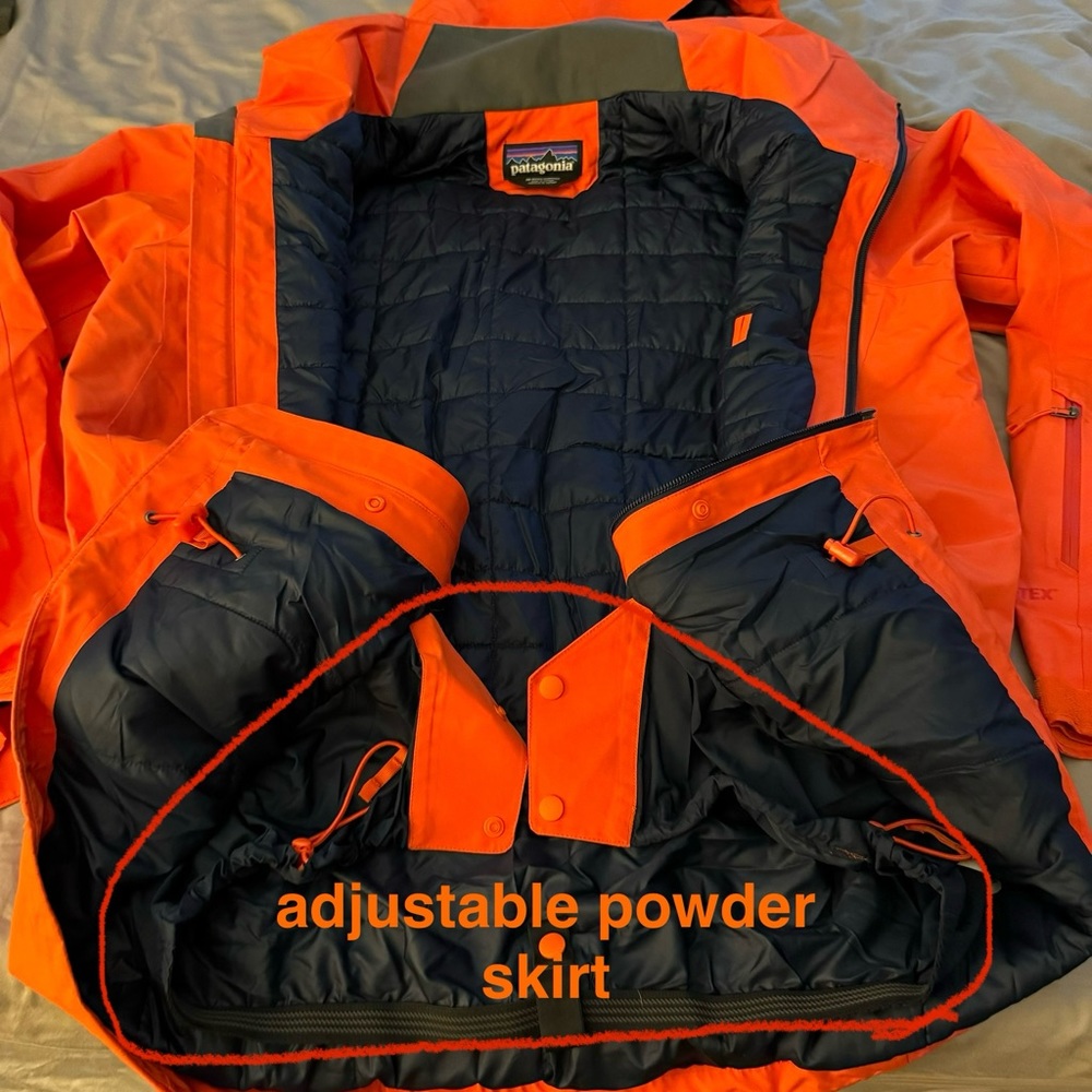 Patagonia ski snowboard jacket orange men’s medium